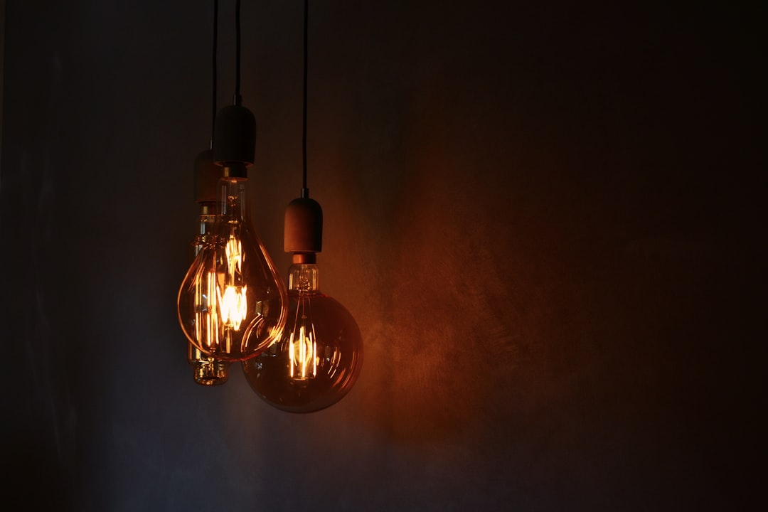 Photo Edison bulbs